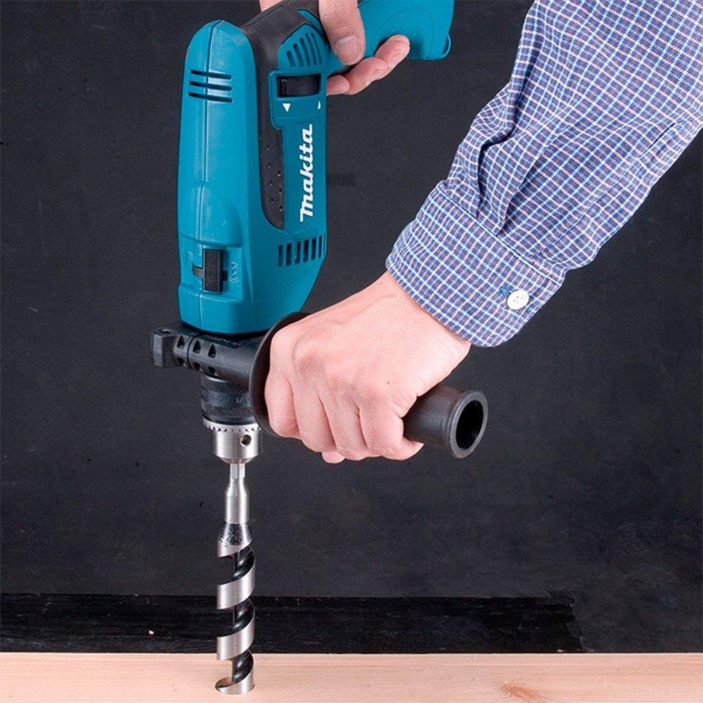 Makita HP1640 em uso